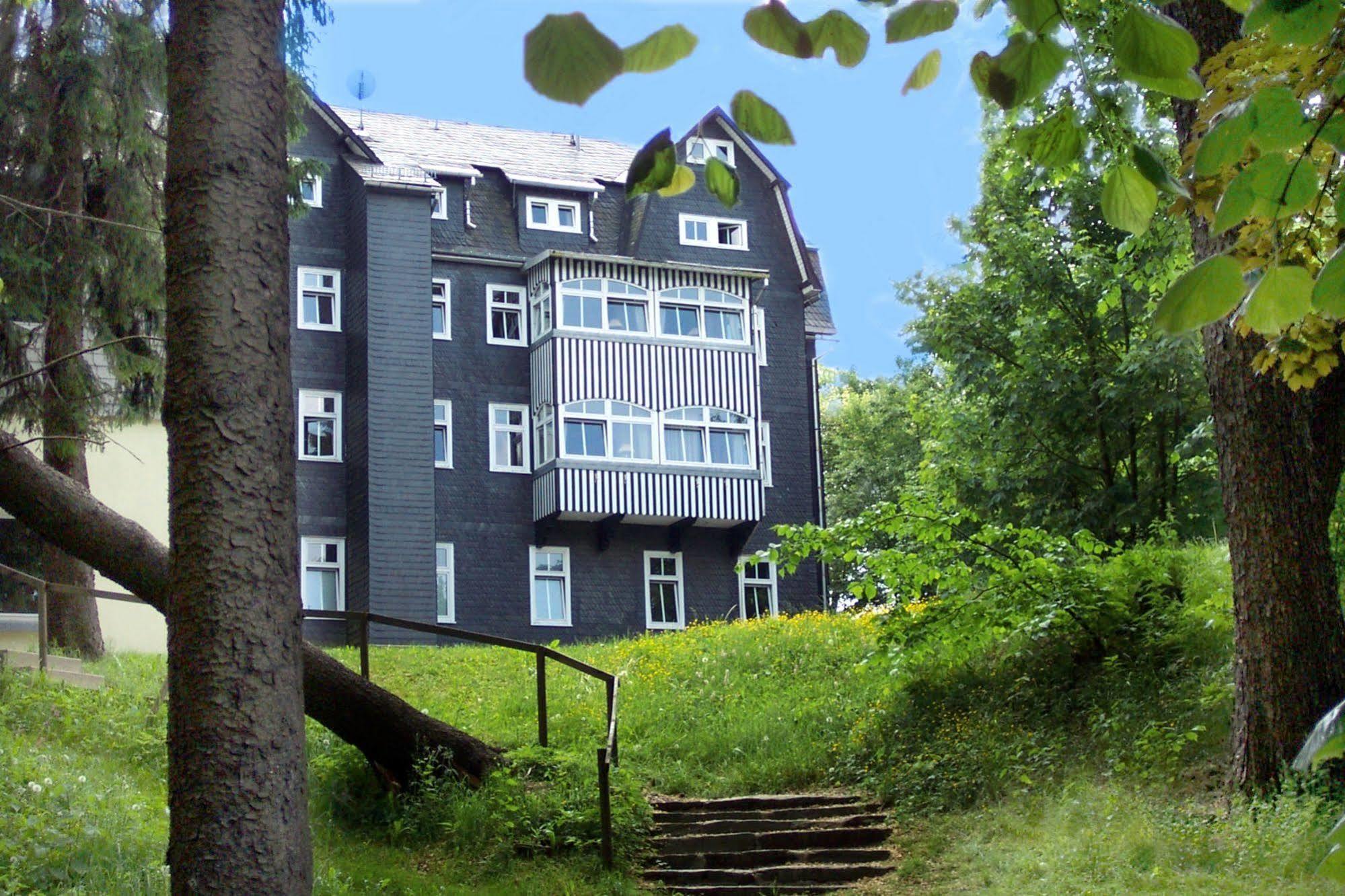Hotel Schieferhof - Glaslust Neuhaus am Rennweg Esterno foto